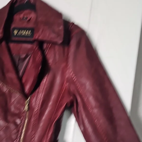 Guess Red Leather Biker Jacket with Asymmetrical Zipper - Picture 9 of 17